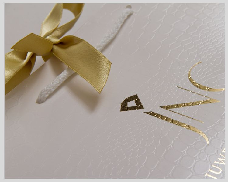 media/image/Gift-ribbon.jpg